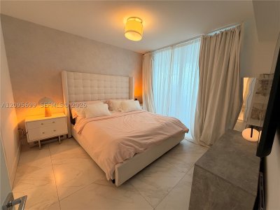 Comprar apartamento no Aria on The Bay 2205
