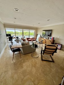 Aluguel de apartamento no Brickell Townhouse 5P