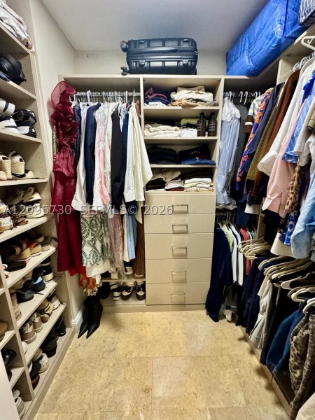 Apartment for rent at Brickell Townhouse 5P