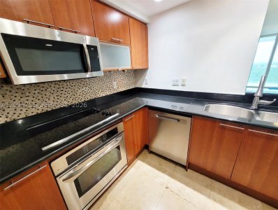 Alquiler de apartamento en One Fifty One at Biscayne 1704