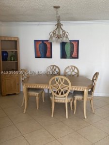 Aluguel de apartamento no Parker Dorado 1204