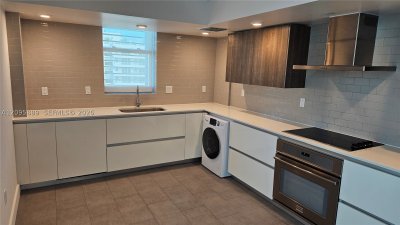 Comprar apartamento en The Club at Bay Harbor 804