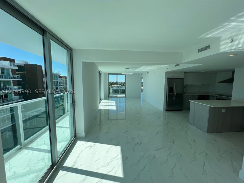 Aluguel de apartamento no The Palms Residences 704