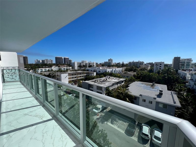 Aluguel de apartamento no The Palms Residences 704