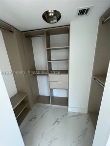 Aluguel de apartamento no The Palms Residences 704