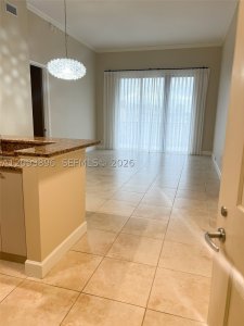 Alquiler de apartamento en 100 Andalusia PH-8