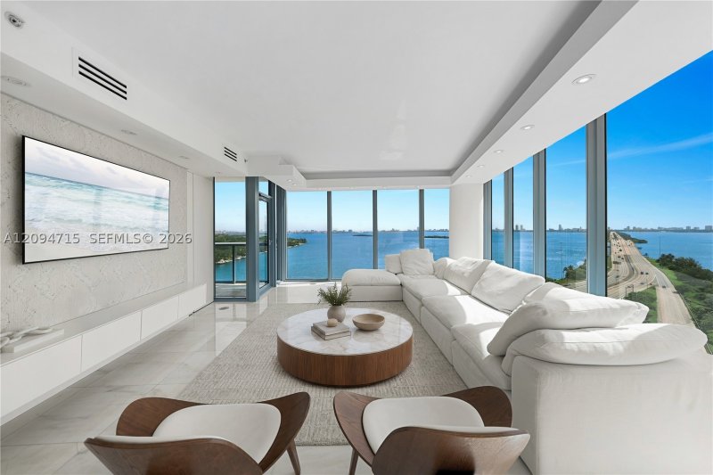 Comprar apartamento en Blue Condominium 1612