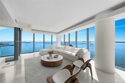 Comprar apartamento en Blue Condominium 1612