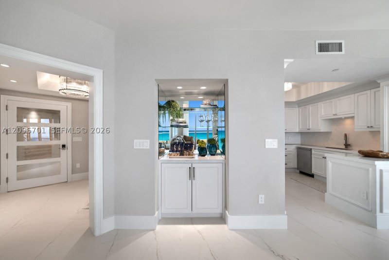 Comprar apartamento en Acqualina Resort & Spa 2301