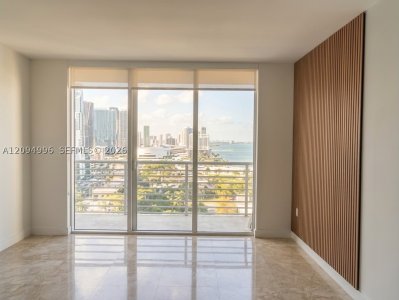 Comprar apartamento en One Miami East Tower 2722