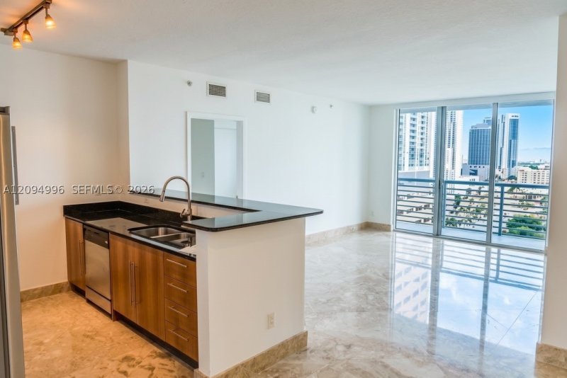 Comprar apartamento en One Miami East Tower 2722