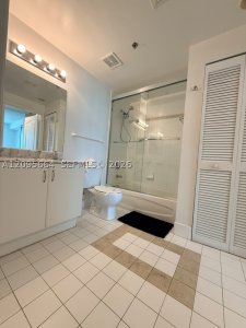Alquiler de apartamento en The Club At Brickell Bay 4220