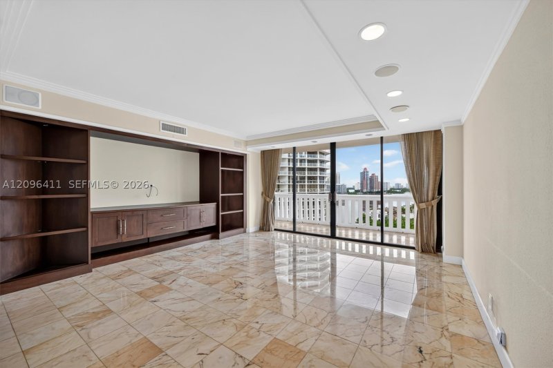 Alquiler de apartamento en 3000 Williams Island 1103