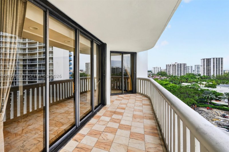 Alquiler de apartamento en 3000 Williams Island 1103
