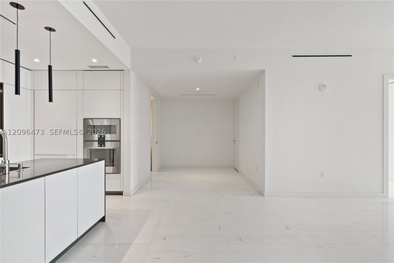 Alquiler de apartamento en Aston Martin Residences 3805W