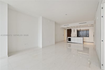 Alquiler de apartamento en Aston Martin Residences 3805W