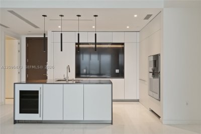 Alquiler de apartamento en Aston Martin Residences 3805W