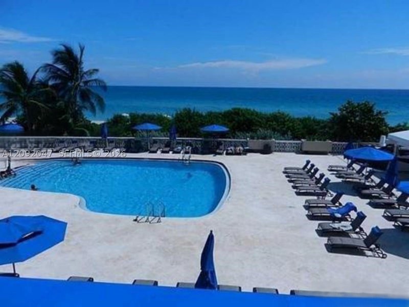 Condo for sale at Oceanside Plaza 7P
