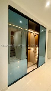 Alquiler de apartamento en Aston Martin Residences 2606W