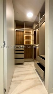 Alquiler de apartamento en Aston Martin Residences 2606W
