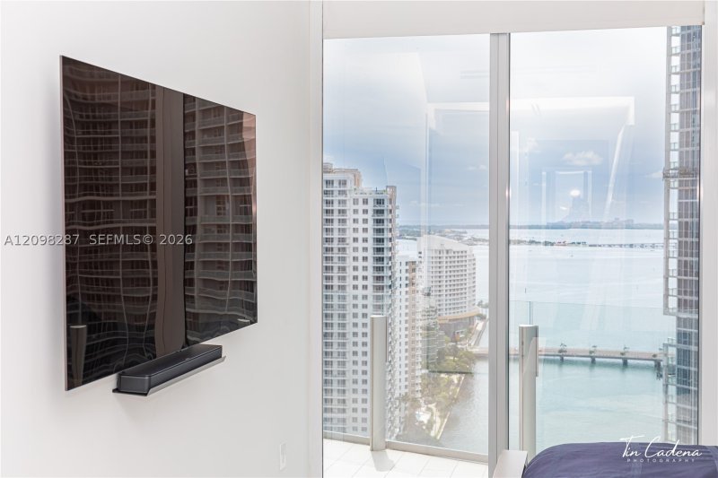 Alquiler de apartamento en Aston Martin Residences 2606W