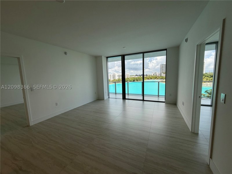 Aluguel de apartamento no One Park Tower by Turnberry 408
