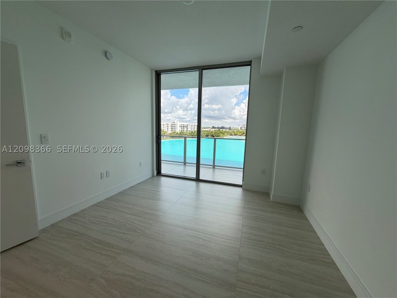 Aluguel de apartamento no One Park Tower by Turnberry 408
