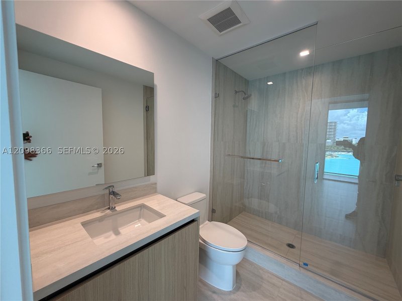Aluguel de apartamento no One Park Tower by Turnberry 408