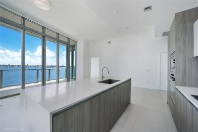 Biscayne Beach Apt #602