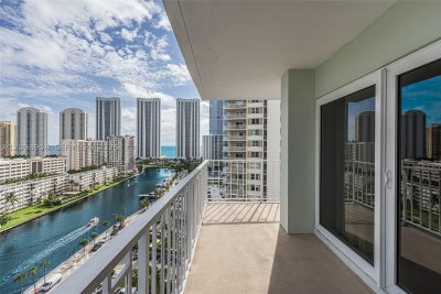 Arlen House Apt #1631