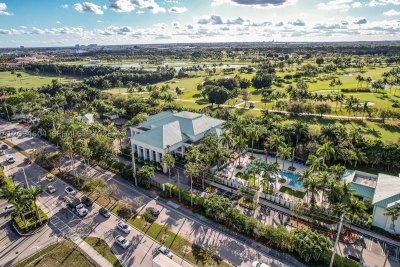 The Blue Doral Apt #113