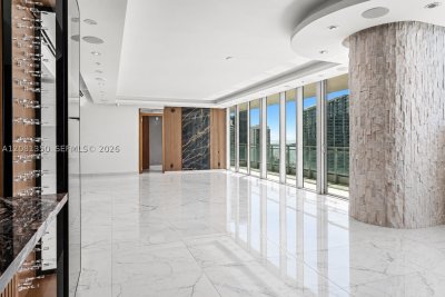 Comprar apartamento en Mint at Riverfront 4003-04