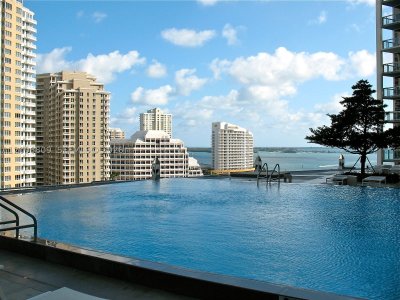 Comprar apartamento no Icon Brickell Tower I 617