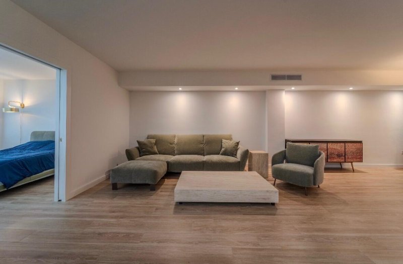 Aluguel de apartamento no Four Ambassadors 1168