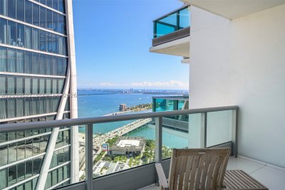 Comprar apartamento no 900 Biscayne 5310