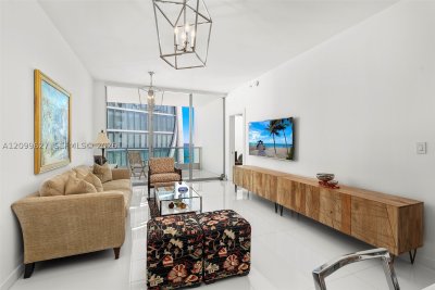 Comprar apartamento en 900 Biscayne 5310