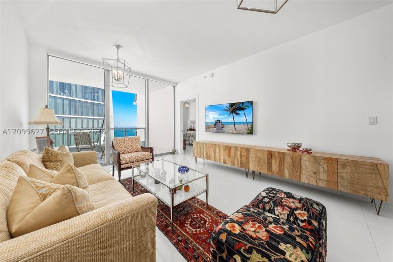 Comprar apartamento en 900 Biscayne 5310