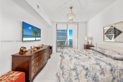 Comprar apartamento en 900 Biscayne 5310