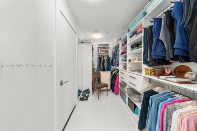 Comprar apartamento en 900 Biscayne 5310