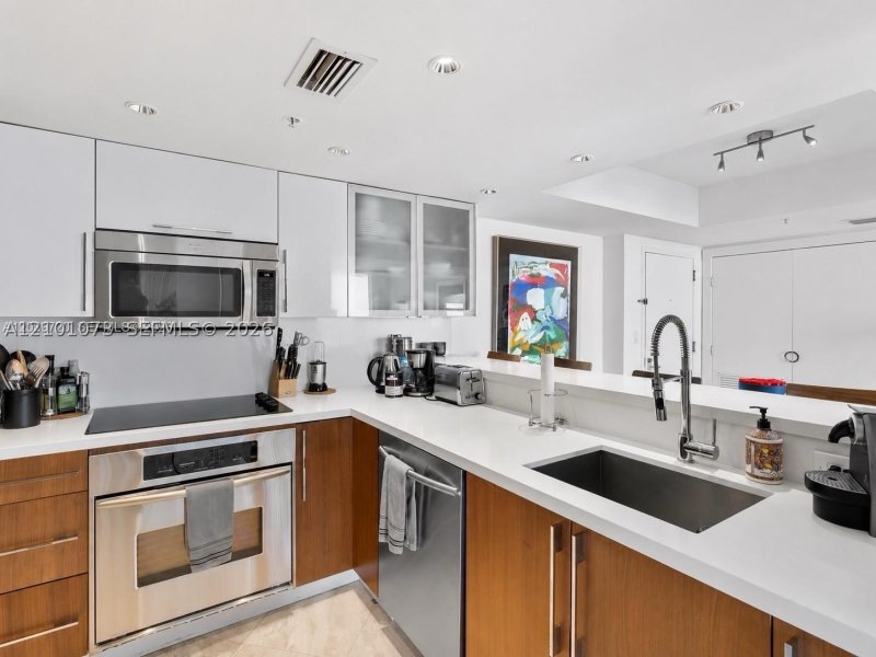 Apartment for rent at Floridian 2110