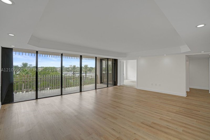 Apartment for rent at Grove Isles Tower II B406