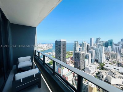 Comprar apartamento no Natiivo Gale Miami Hotel & Residences LPH 4814