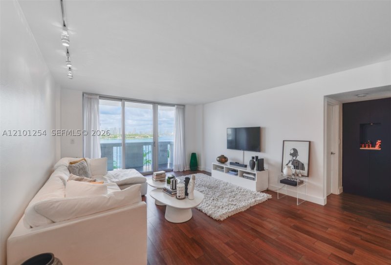 Comprar apartamento en South Bay Club 629