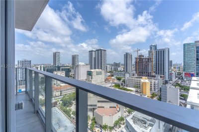 Comprar apartamento no YotelPad Miami 2906