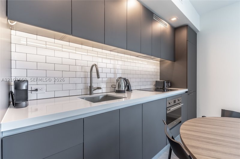 Comprar apartamento no YotelPad Miami 2906