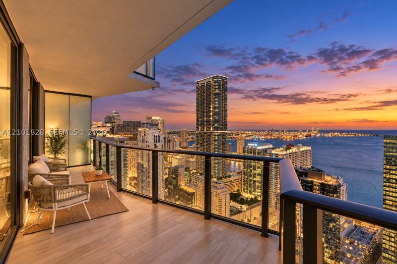 Apartment for rent at Dua Miami - SLS Brickell Condo 4803