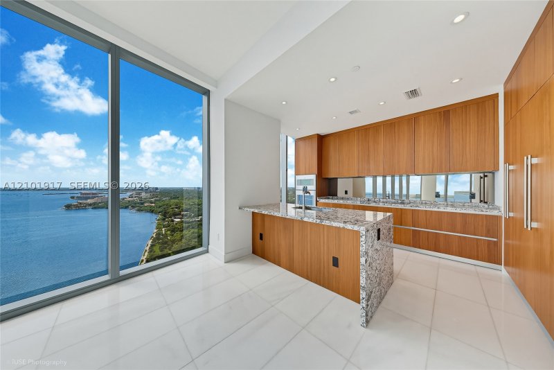 Condo for sale at Una Residences at Brickell 3002