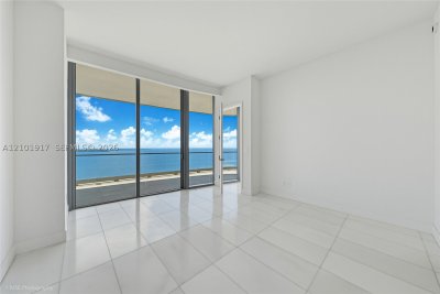 Comprar apartamento en Una Residences at Brickell 3002