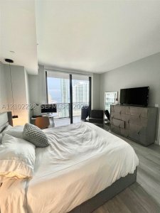 Aluguel de apartamento no Brickell Heights East 2702