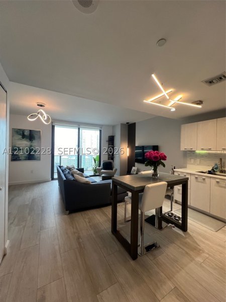 Aluguel de apartamento no Brickell Heights East 2702